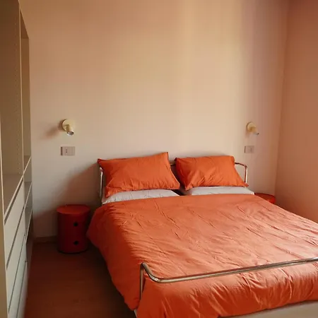 Casa Mina * San Siro (Lombardy)